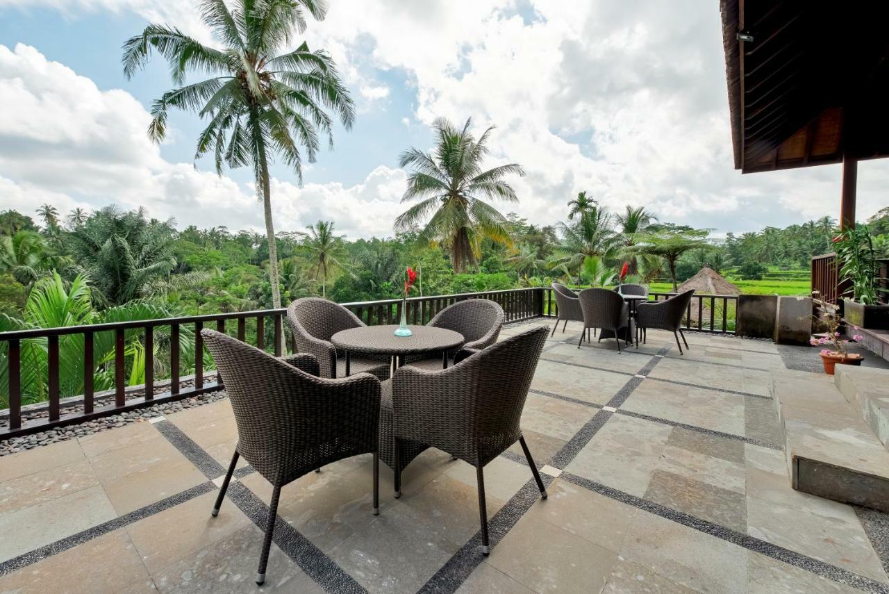 One Bedroom Rumah Kayu with Private Pool