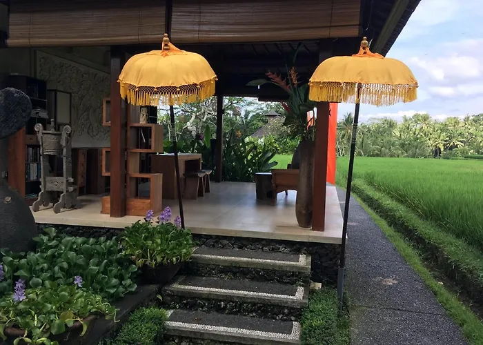 Puri Raya Villa